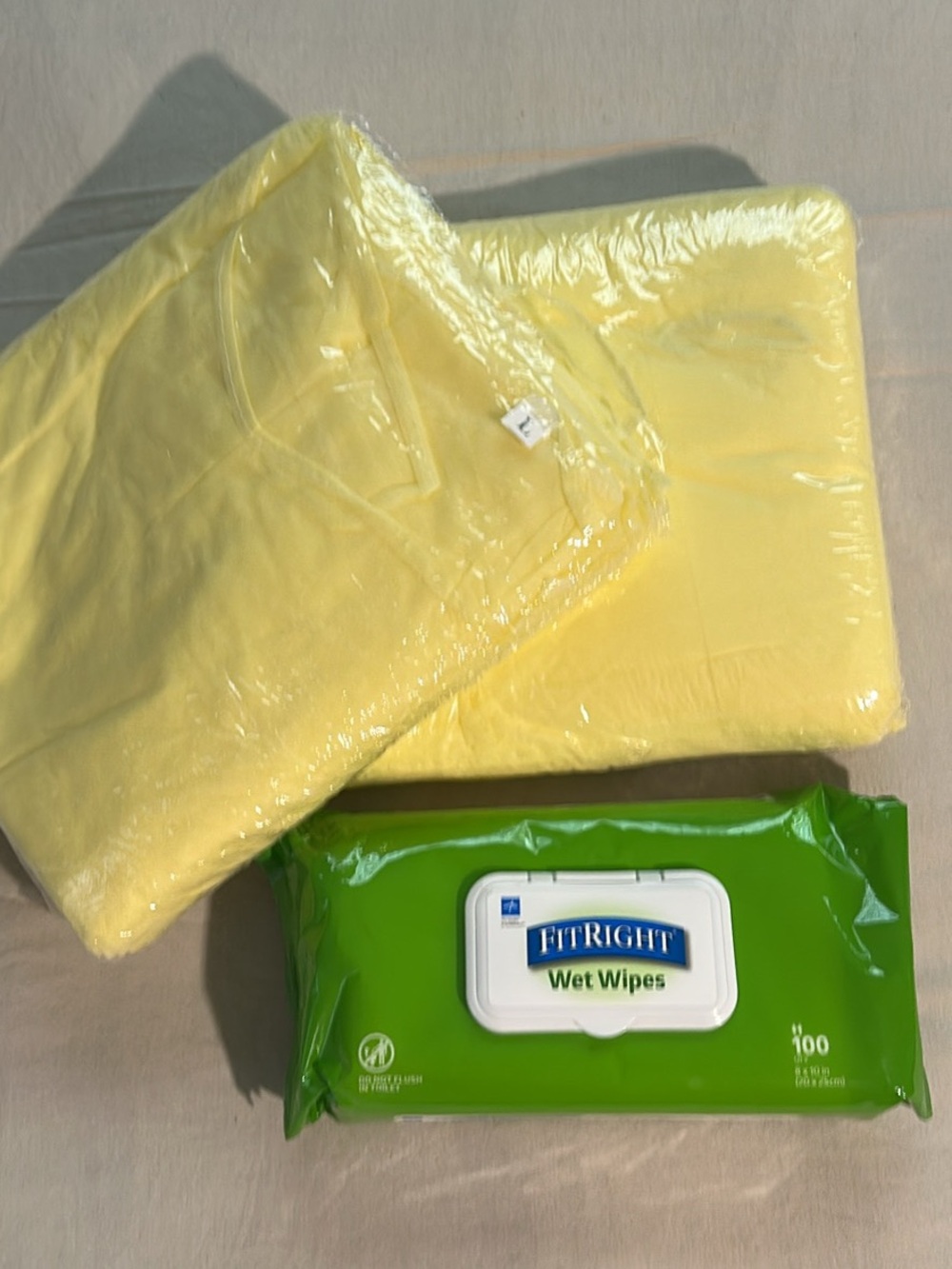 Disposable Gowns LARGE (Dealmed 782146 Non-Surgical) 2 pak with FREE 100 Wipes